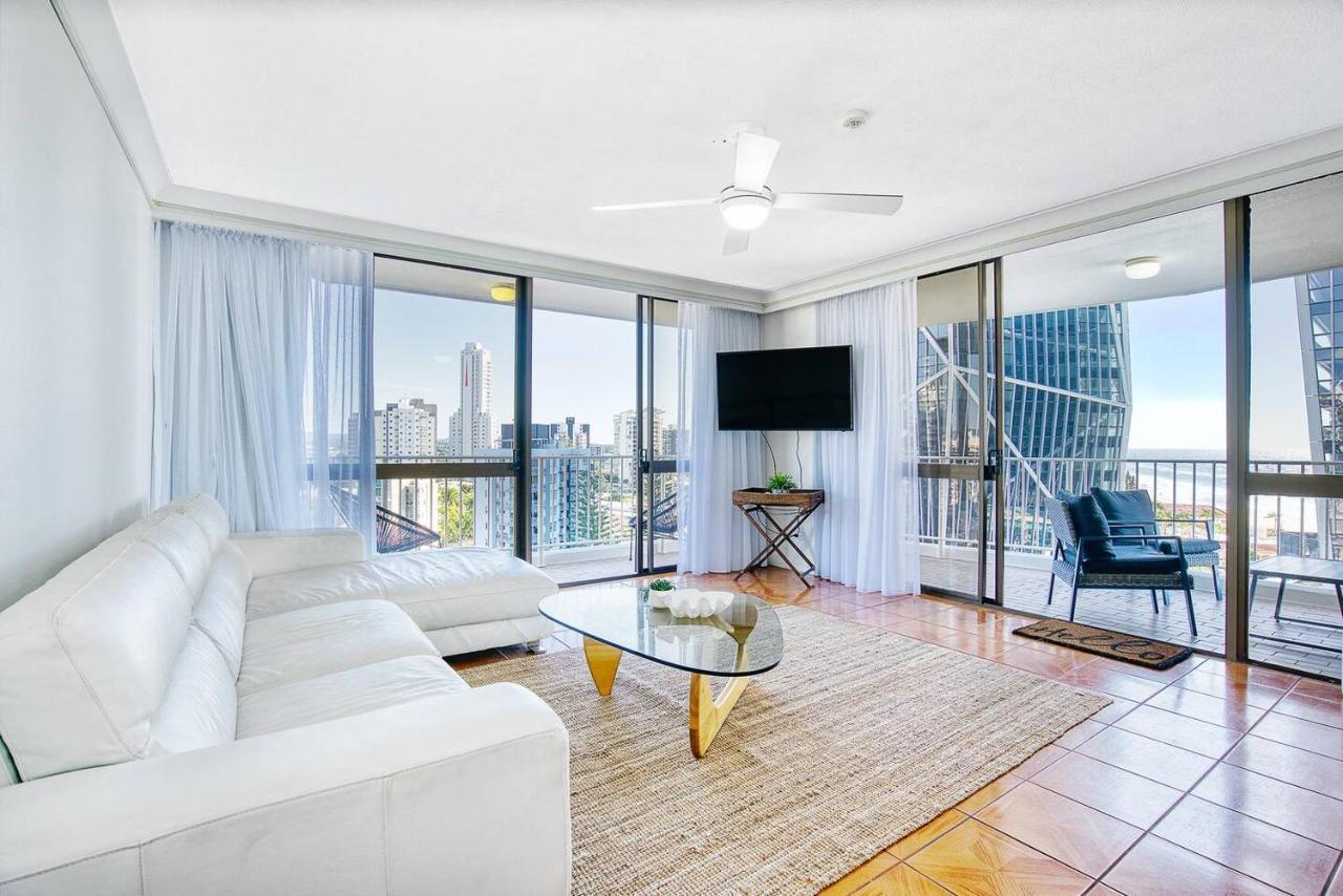 Apartment Beachfront Resort-style In Surfers Paradise Gold Coast
